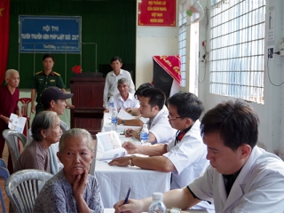 Thắm Tình Quân Dân