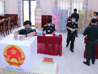 Ngày hội bầu cử tại Bệnh viện quân y 120