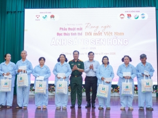 BỆNH VIỆN QUÂN Y 120 PHỐI HỢP TỔ CHỨC PHẪU THUẬT MẮT MIỄN PHÍ CHO NGƯỜI DÂN TRÊN ĐỊA BÀN TỈNH ĐỒNG THÁP