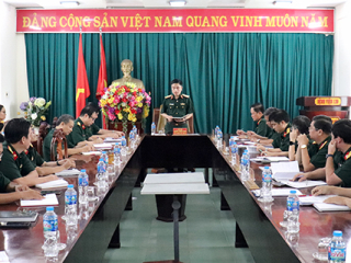 Thủ trưởng Cục Quân y làm việc với Bệnh viện 