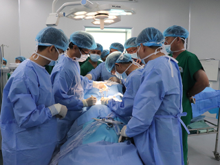 Sinh hoạt khoa học chuyên đề cập nhật về phẫu thuật tuyến giáp