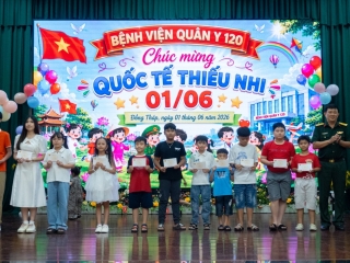 NỤ CƯỜI THIẾU NHI – HẠNH PHÚC HẬU PHƯƠNG NGƯỜI THẦY THUỐC QUÂN Y