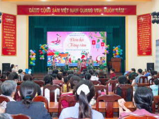 TRĂNG RẰM ĐOÀN VIÊN – ẤM ÁP TÌNH THÂN TẠI BỆNH VIỆN QUÂN Y 120