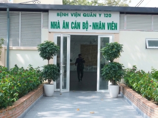 Bệnh viện Quân y 120 hỗ trợ 210 suất ăn nhân kỷ niệm 81 năm Ngày thành lập Quân đội nhân dân Việt Nam