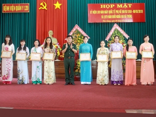 Họp mặt kỷ niệm 109 năm Ngày Quốc tế phụ nữ, 1979 năm Khởi nghĩa Hai Bà Trưng và hội thi “Chung sức” 