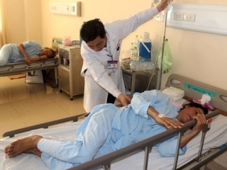  Bệnh viện quân y 120 phẫu thuật thành công cho bệnh nhân bị trượt mất vững đốt sống kèm thoát vị đĩa đệm cột sống thắt lưng