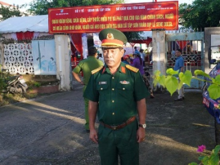 PHỐI HỢP KHÁM BỆNH, CẤP THUỐC, TẶNG QUÀ CHO NHÂN DÂN XÃ TẬP SƠN TỈNH VĨNH LONG NHÂN DỊP LỄ SEN ĐÔN-TA NĂM 2025