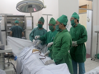 Bệnh hiếm gặp: U nhầy ruột thừa được phẫu thuật thành công bằng kỹ thuật nội soi tại Bệnh viện quân y 120