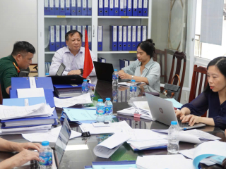 Bộ y tế trao giấy chứng nhận đủ điều kiện xét nghiệm khẳng định các trường hợp HIV dương tính
